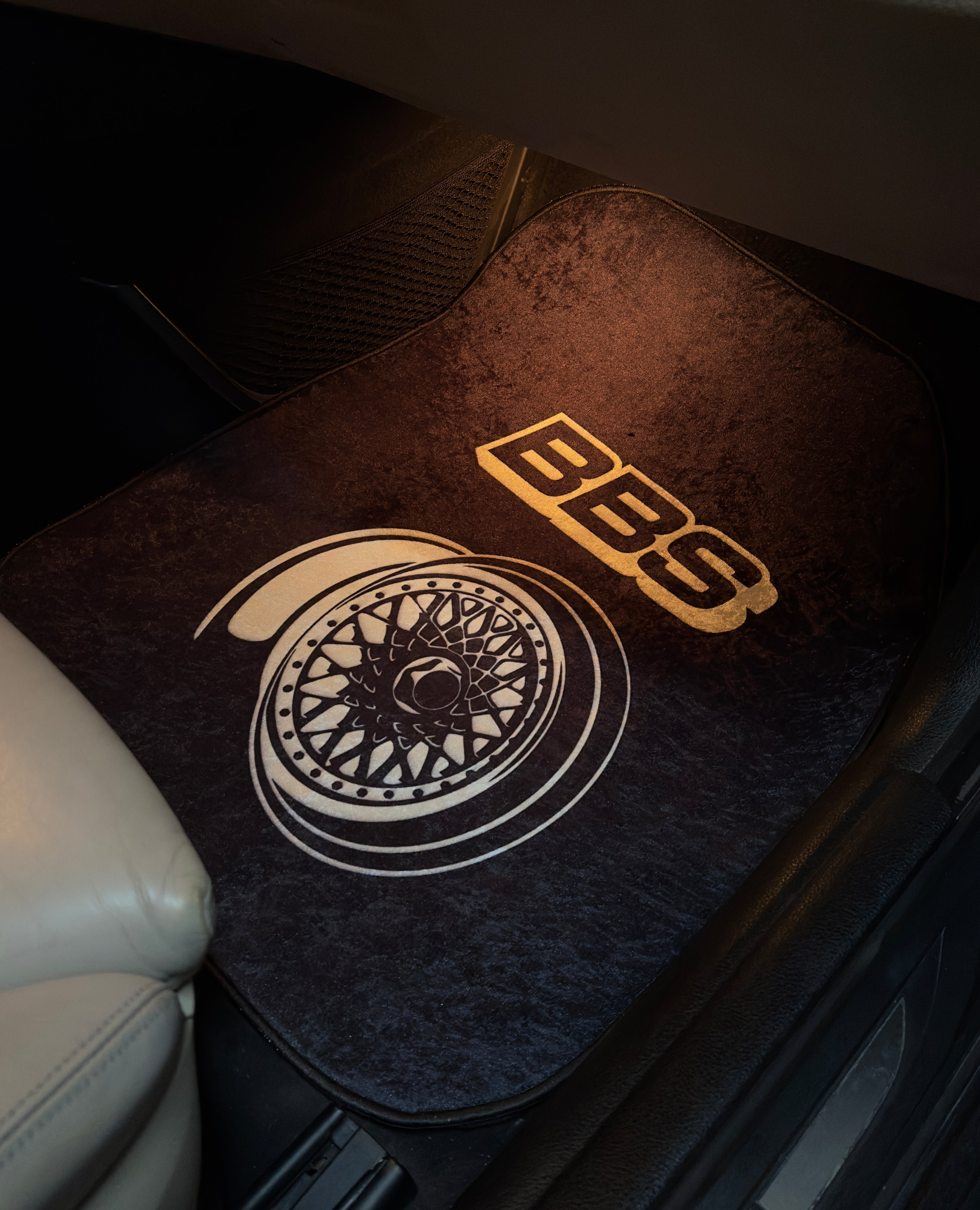 Universal Car Floor Mat 4pcs Carpet Mat Set