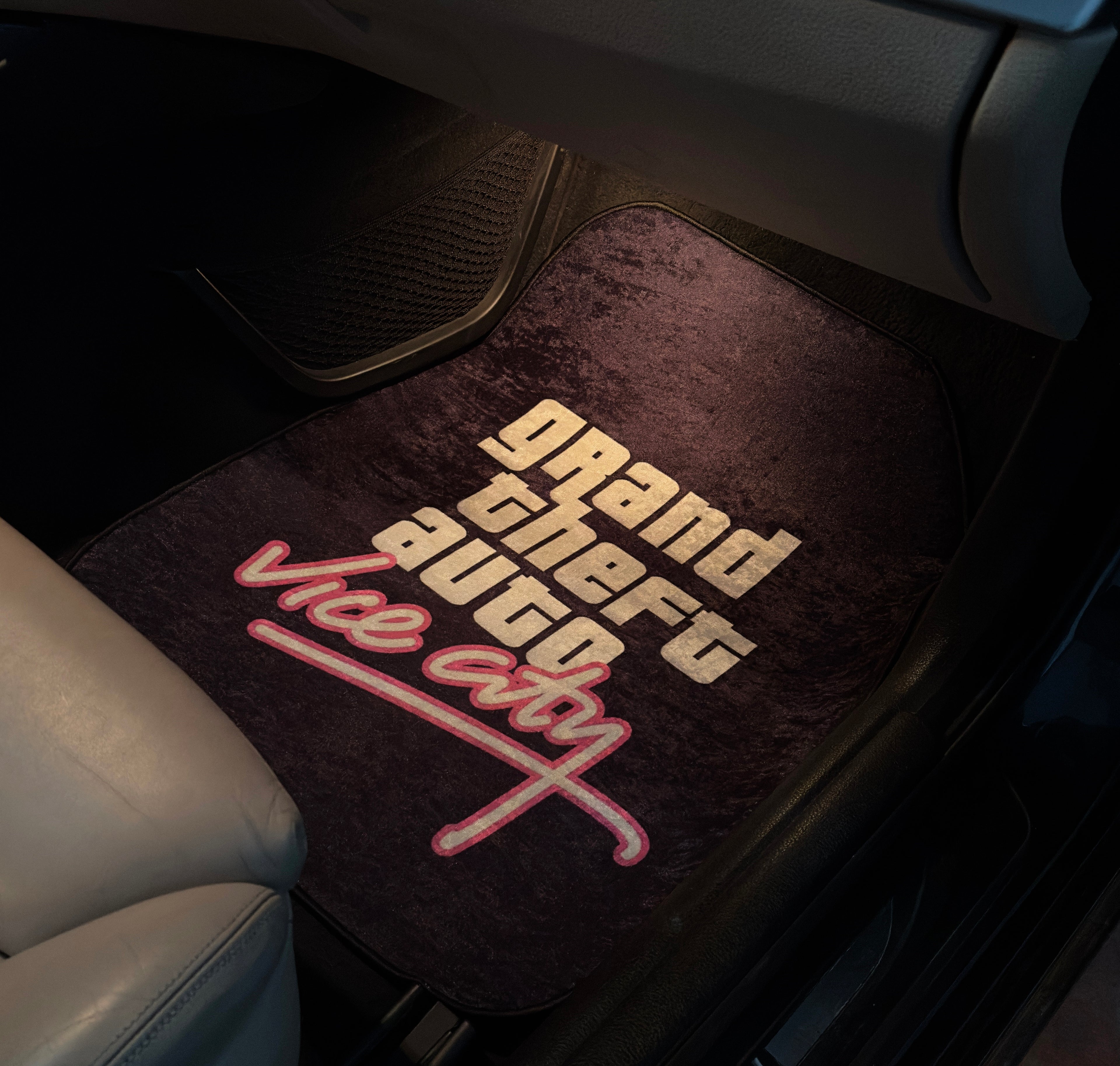 Universal Car Floor Mat 4pcs Carpet Mat Set