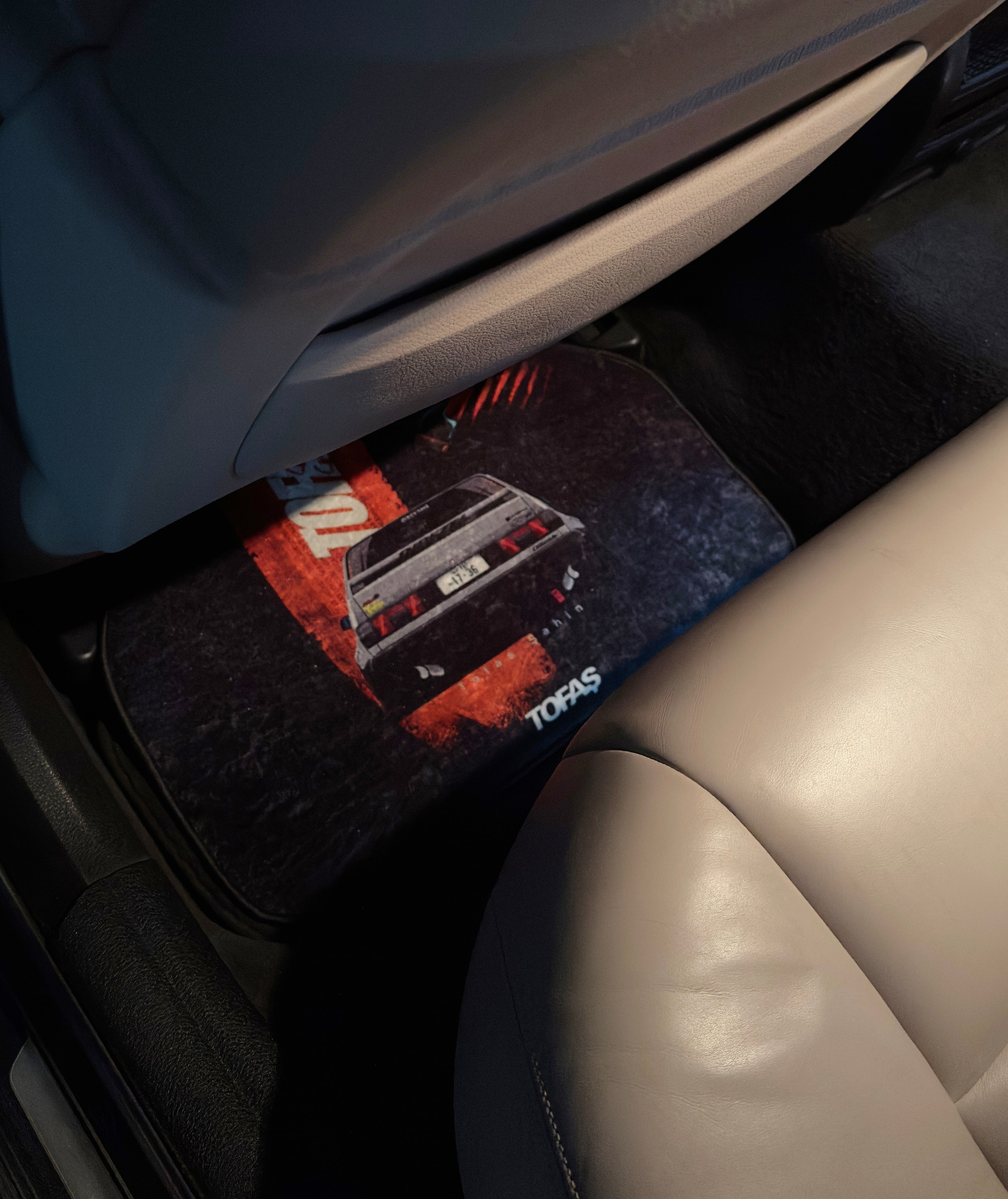 Universal Car Floor Mat 4pcs Carpet Mat Set